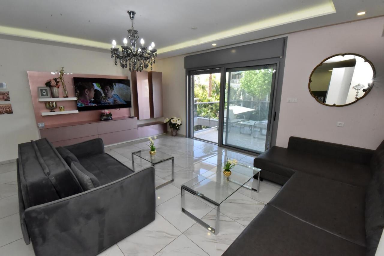 Royal Park Eilat apartments Bagian luar foto