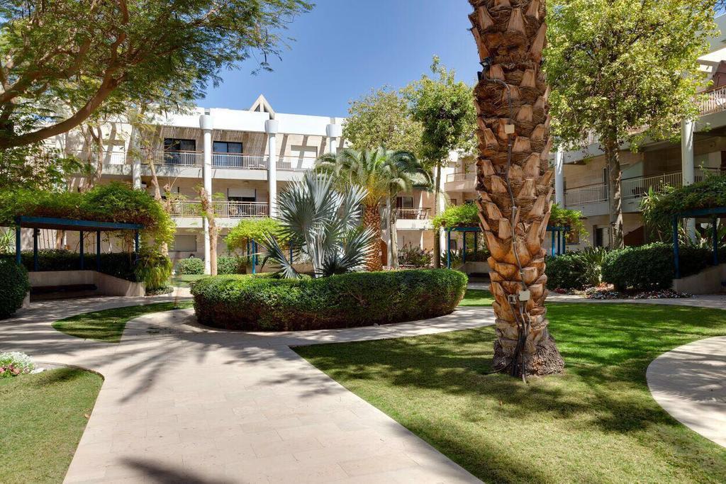 Royal Park Eilat apartments Bagian luar foto